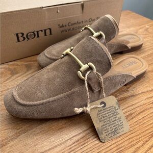 NWT Born Lareina Mules in Taupe NEVER WORN!